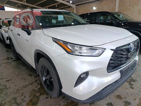 Toyota for sale in Iraq